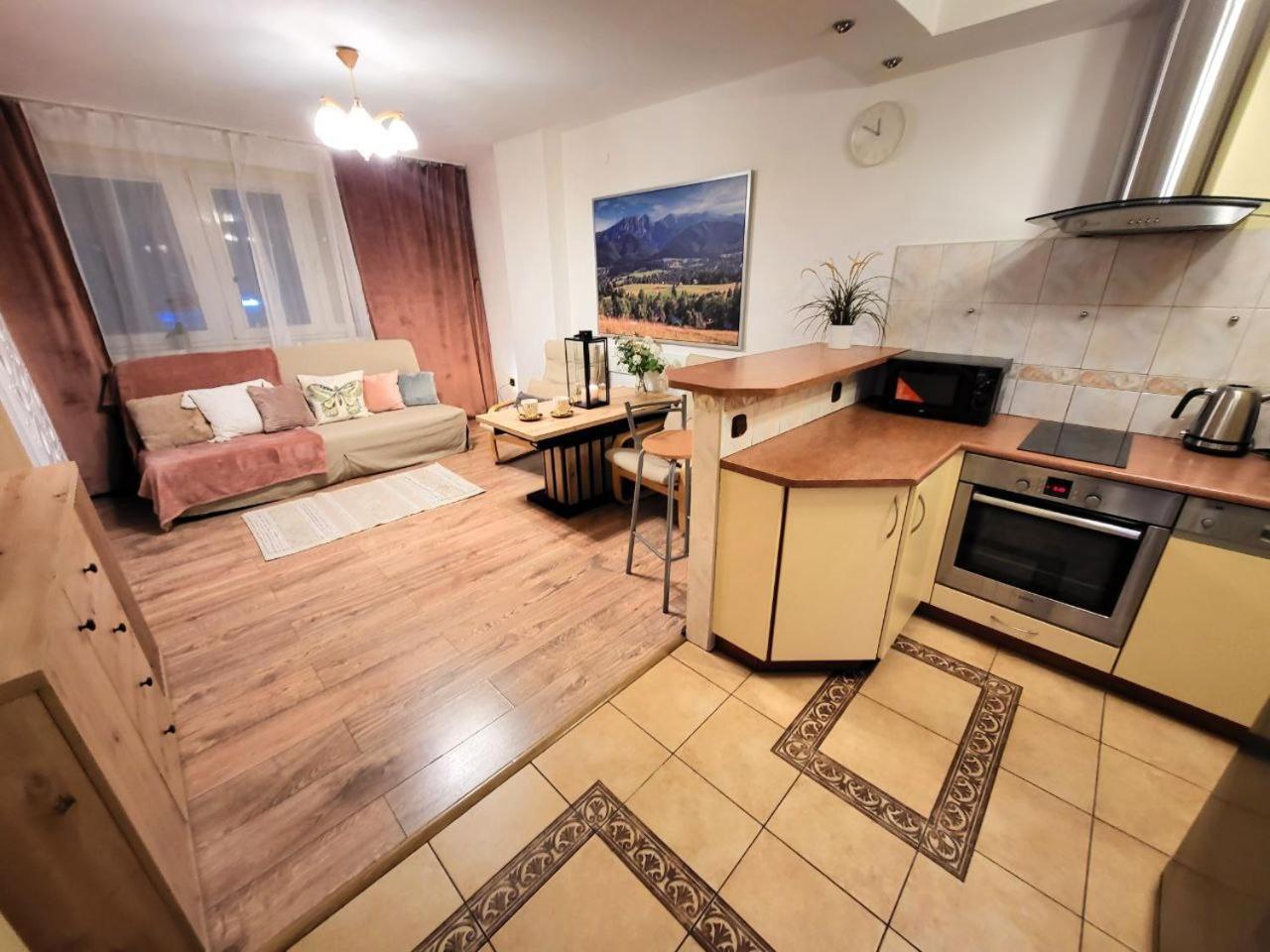 View Apartments And Rooms Varsovie Extérieur photo