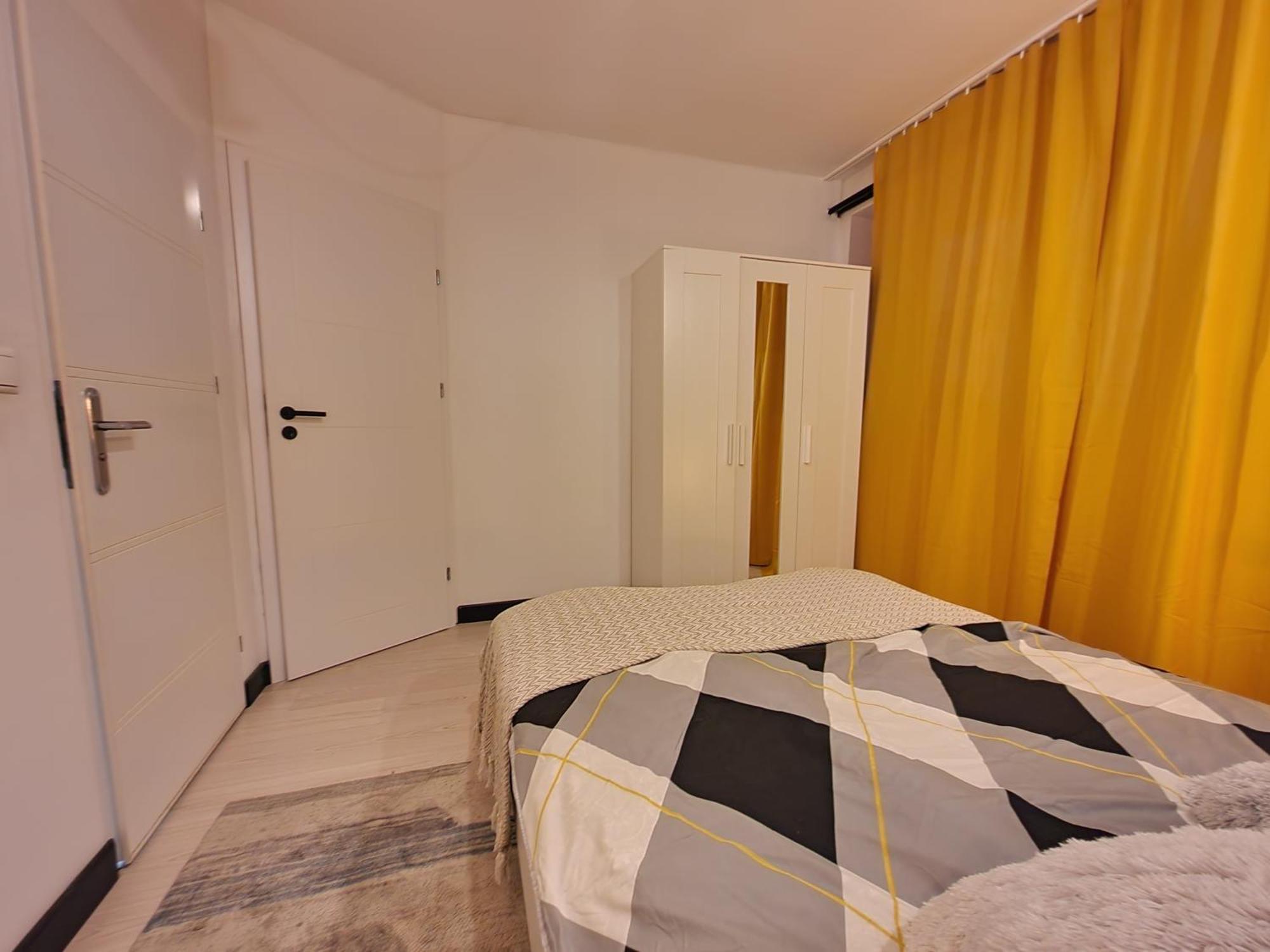 View Apartments And Rooms Varsovie Extérieur photo